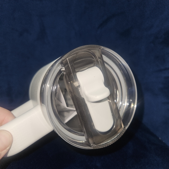 Stanley White Quencher Protour Tumbler - Picture 3 of 3